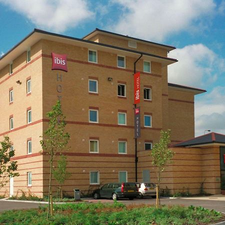 Ibis London Thurrock M25 Grays Exterior photo